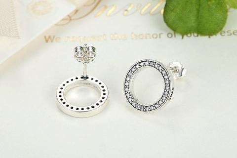 Lucky Circle Stud Earrings